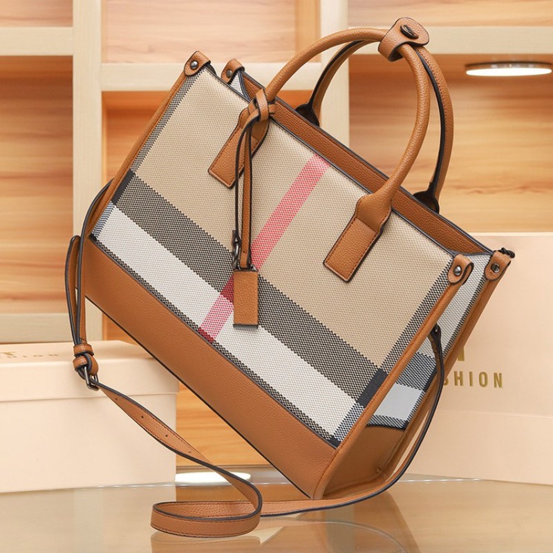 Premium Leather Messenger Bag  - Women Bags Premium Brands incelemesi ve fiyatı